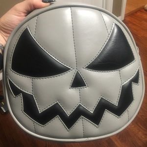 *TRADED* Love pain and stitches